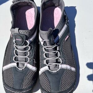 Jansport Water Shoes- Black, Gray and Pink. Great for water sports, beach walks